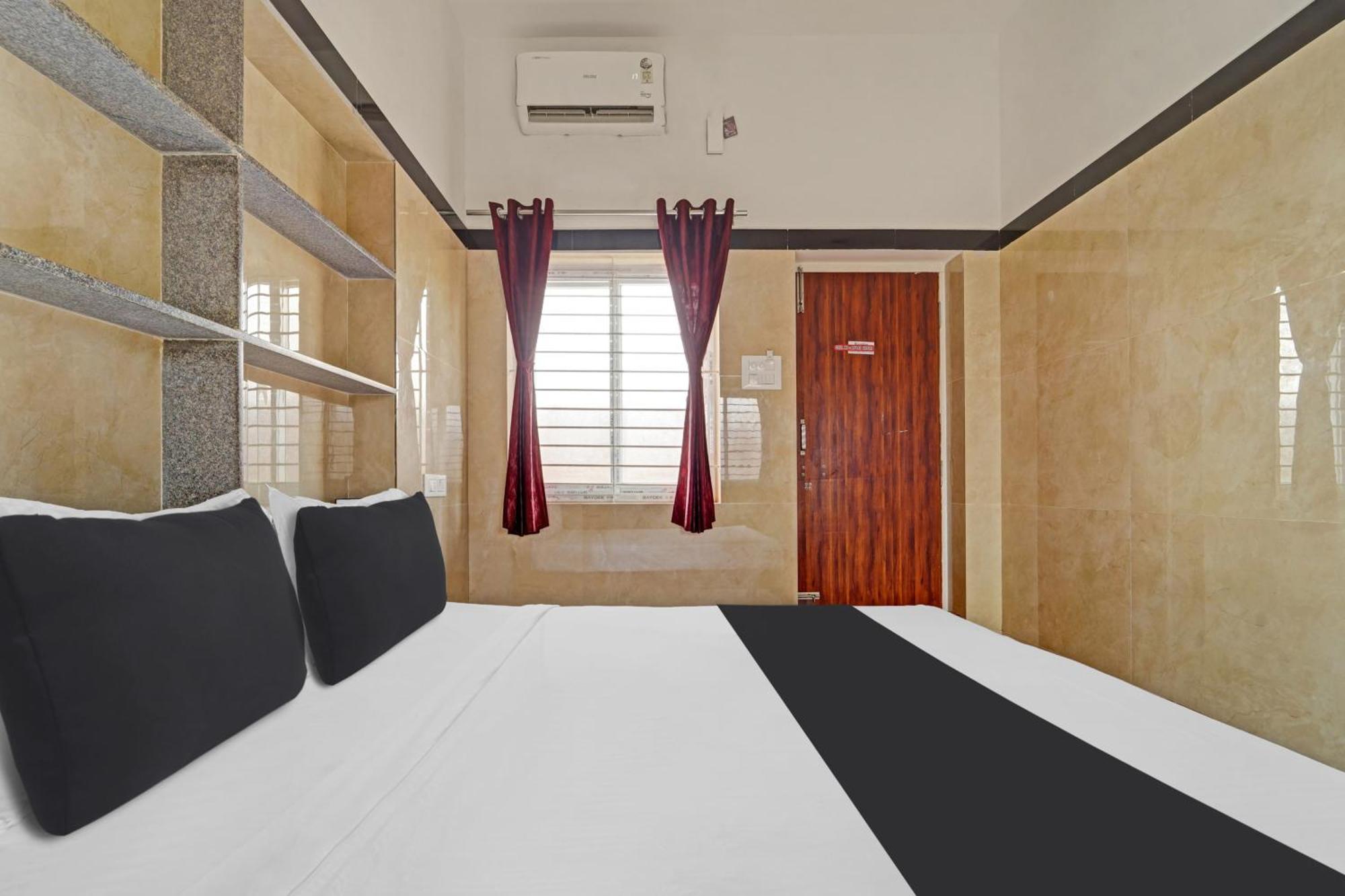 Super Hotel O Jaganath Nagar Near Hopes College Pilamedu Exterior photo