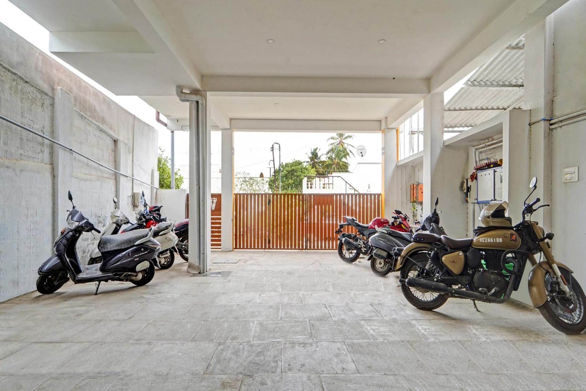Super Hotel O Jaganath Nagar Near Hopes College Pilamedu Exterior photo